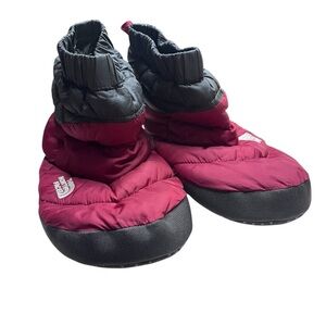 The North Face Men's Red and Black Insulated Boots